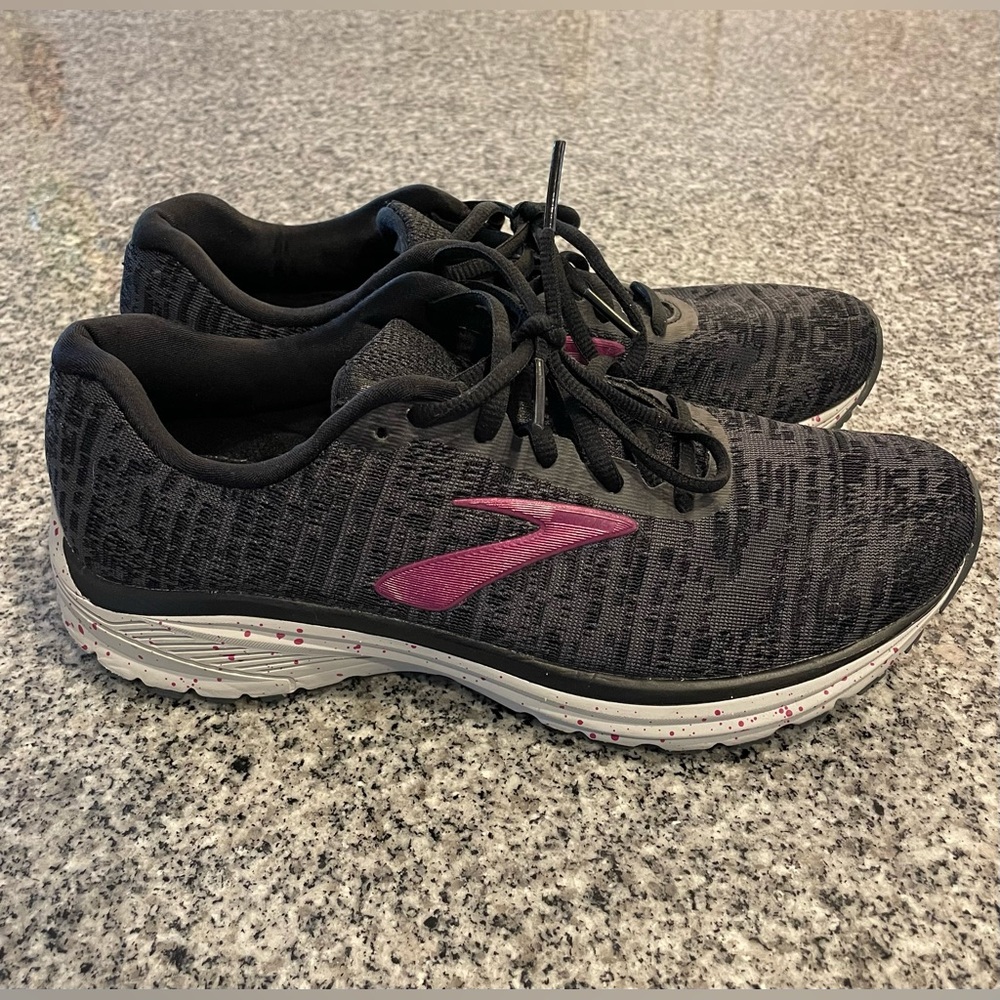 Brooks Signal Running Shoes Sneakers Women’s Size 9.5